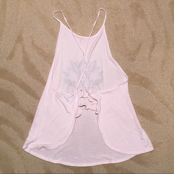 Flowy Strappy Tank Top - Picture 2 of 3